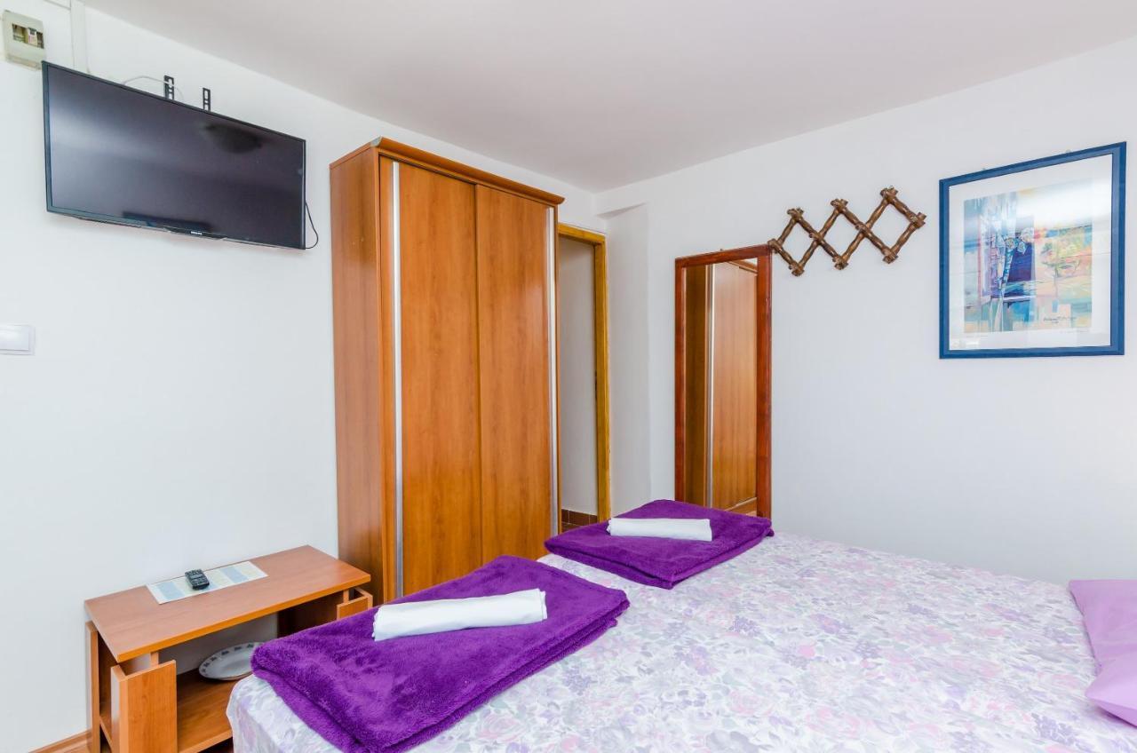 Apartments & Rooms Mihajica ツァヴタット エクステリア 写真